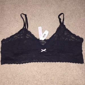 Sexy black Victoria’s Secret lace bralette